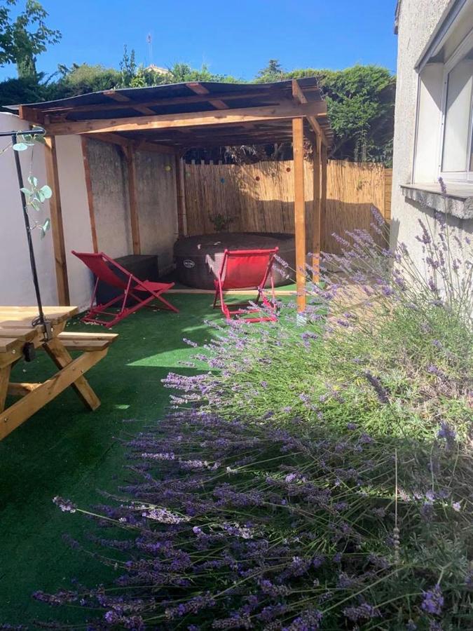 Appartement Velleron-4 Personnes Esterno foto